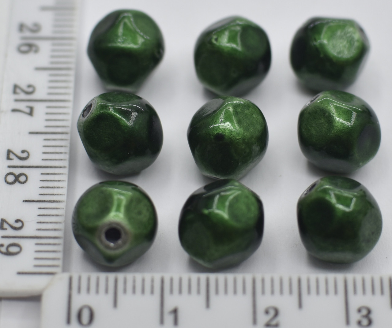 Намистина 10*10мм 50грамм=96шт зелена