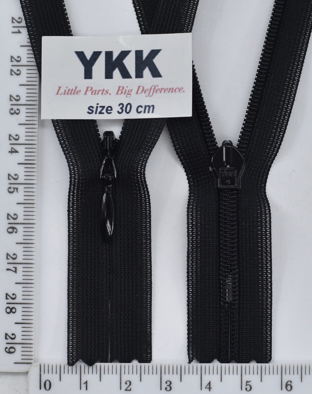 Блискавка спіраль №2 YKK Японія потайна нейлон 30см чорна