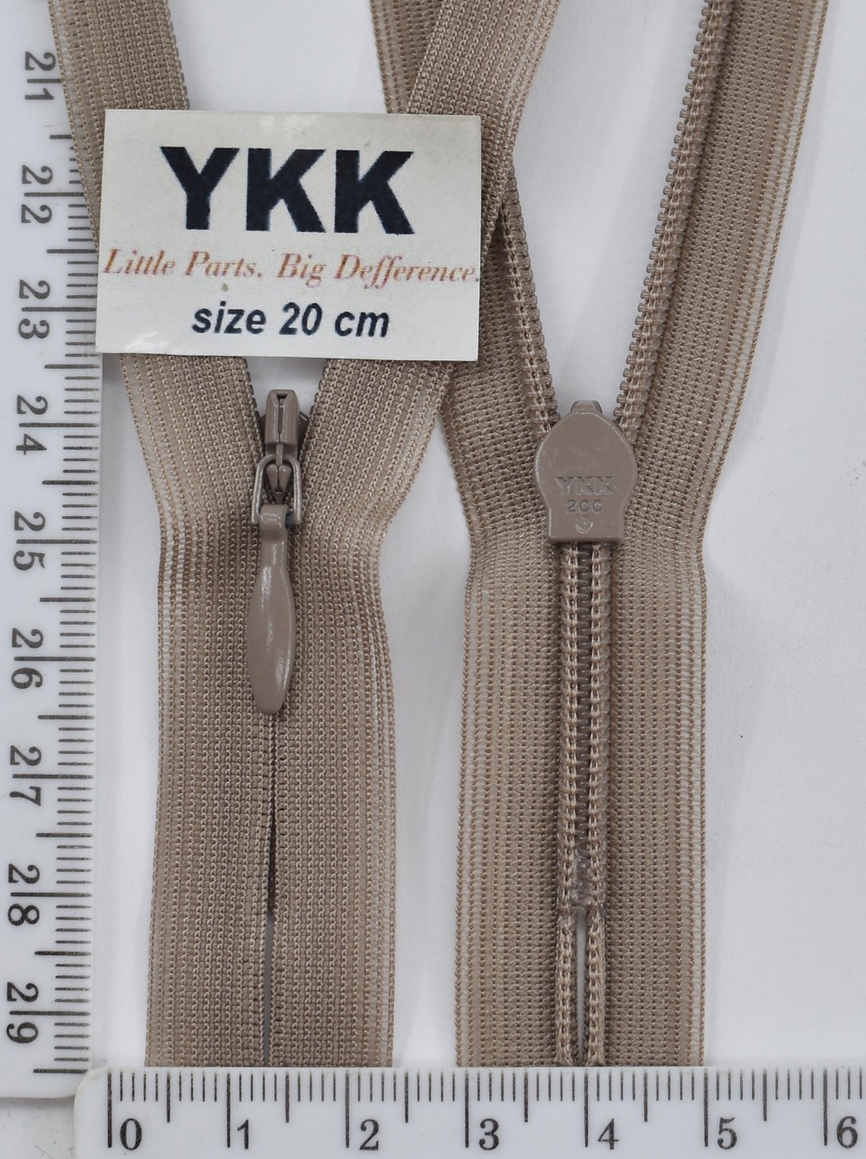 Блискавка спіраль №2 YKK Японія потайна нейлон 20см (810) т беж