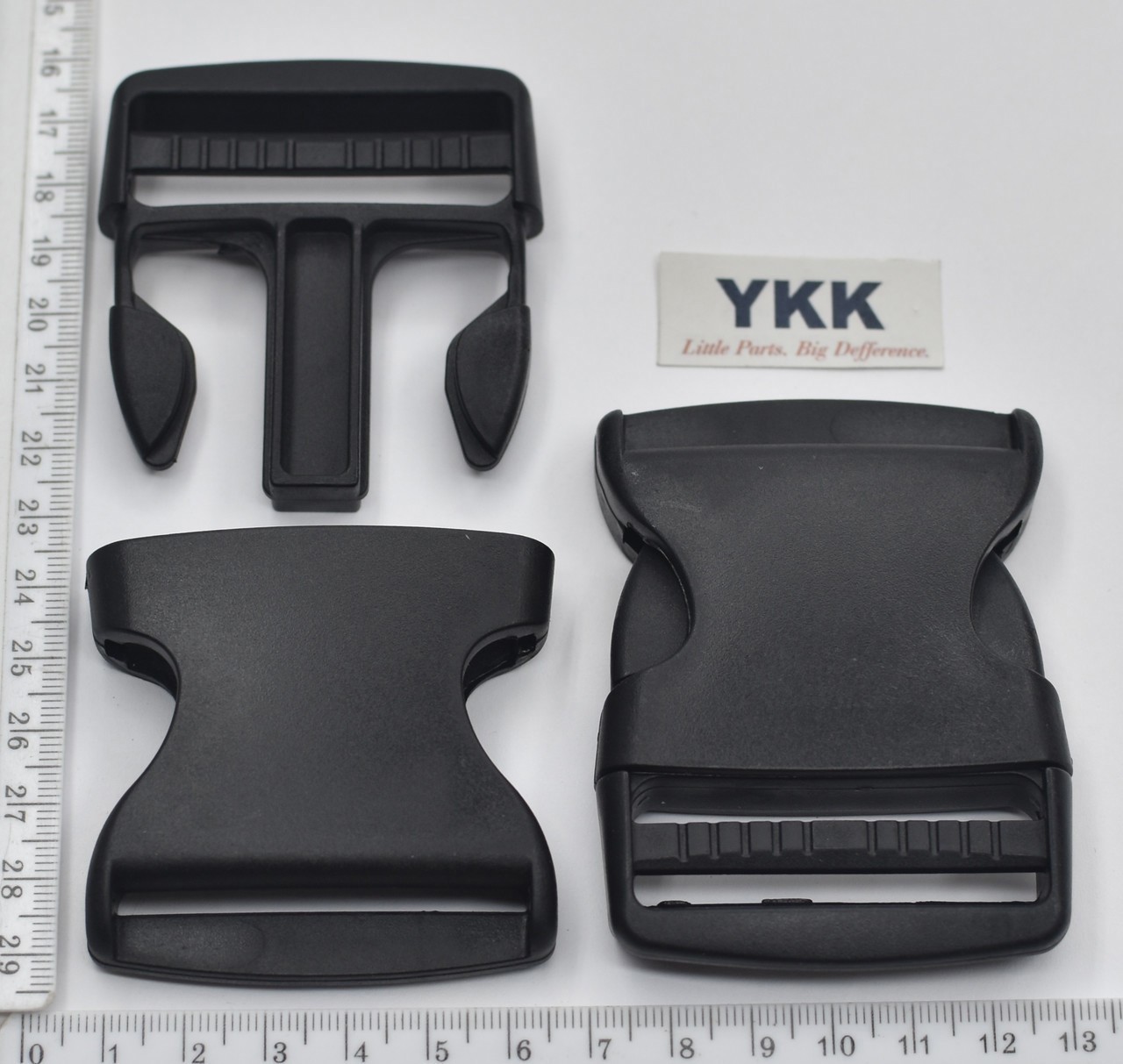Карабін фастекс  пластм під тасьму шир 50мм суперміцний YKK чорний