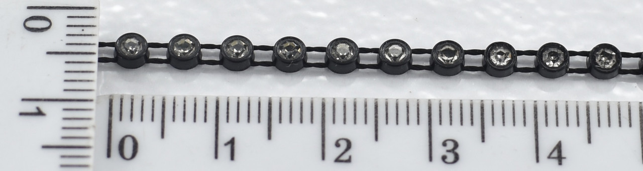 Стрази скло (ss8 = 3,3 мм) на нитці Crystal уп = 9,1м