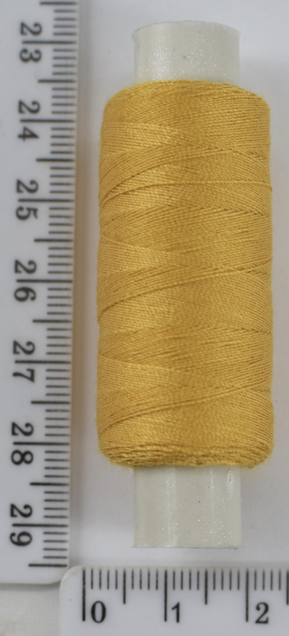 Нитка поліестер №40  2 200м №136