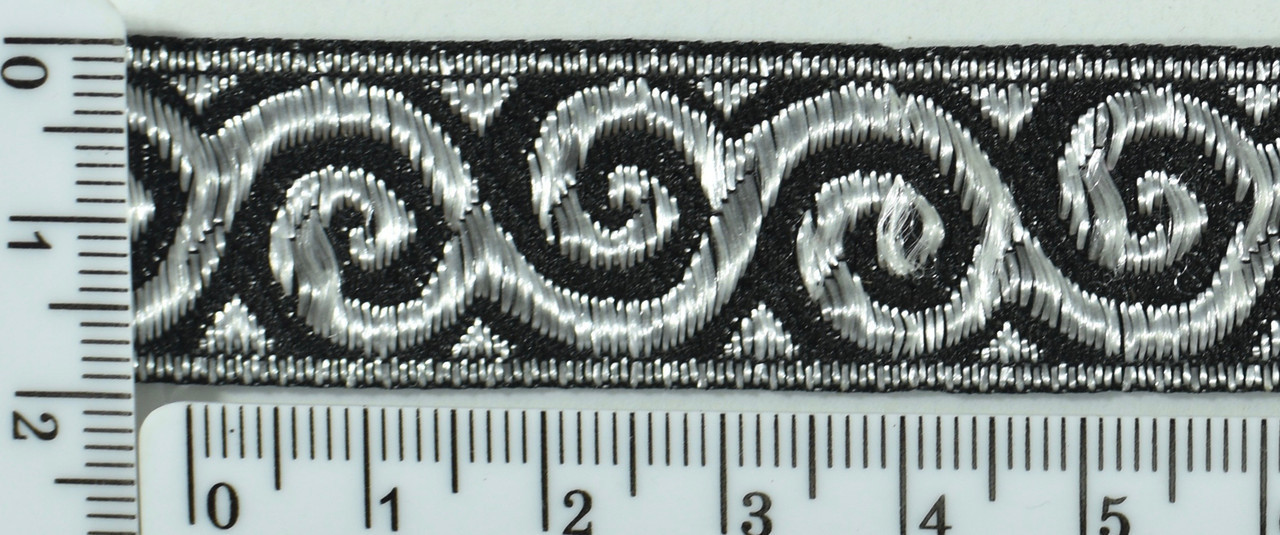 Стрічка жаккардовая шир 1,8см