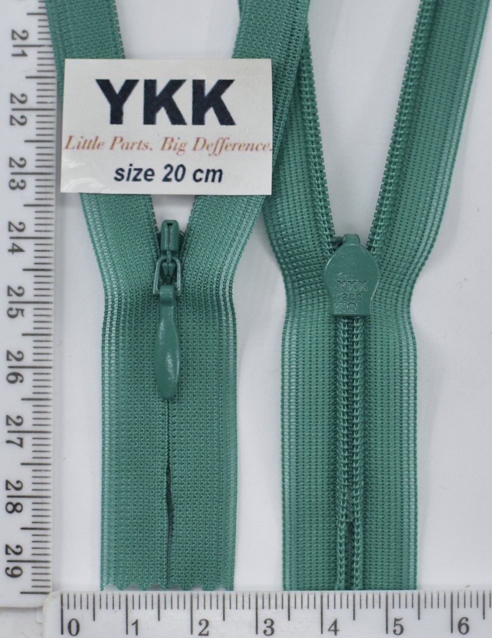 Блискавка спіраль №2 YKK Японія потайна нейлон (036) 20см св смарагд