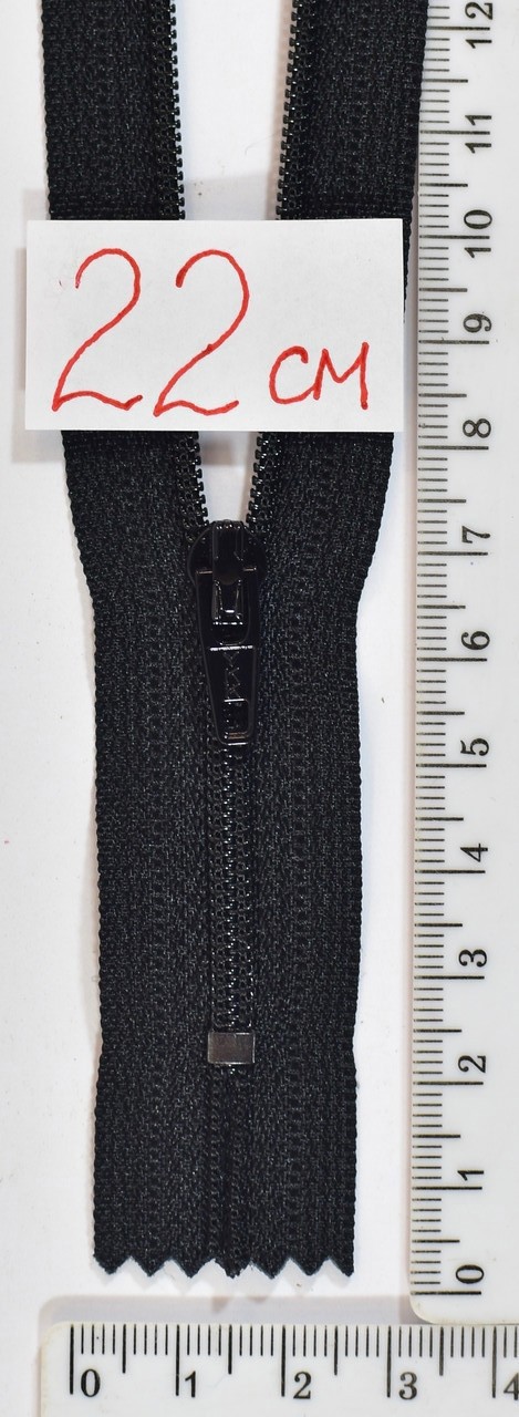 Блискавка 22см №3 YKK Японія CFC-36-DA-E-P12N чорна