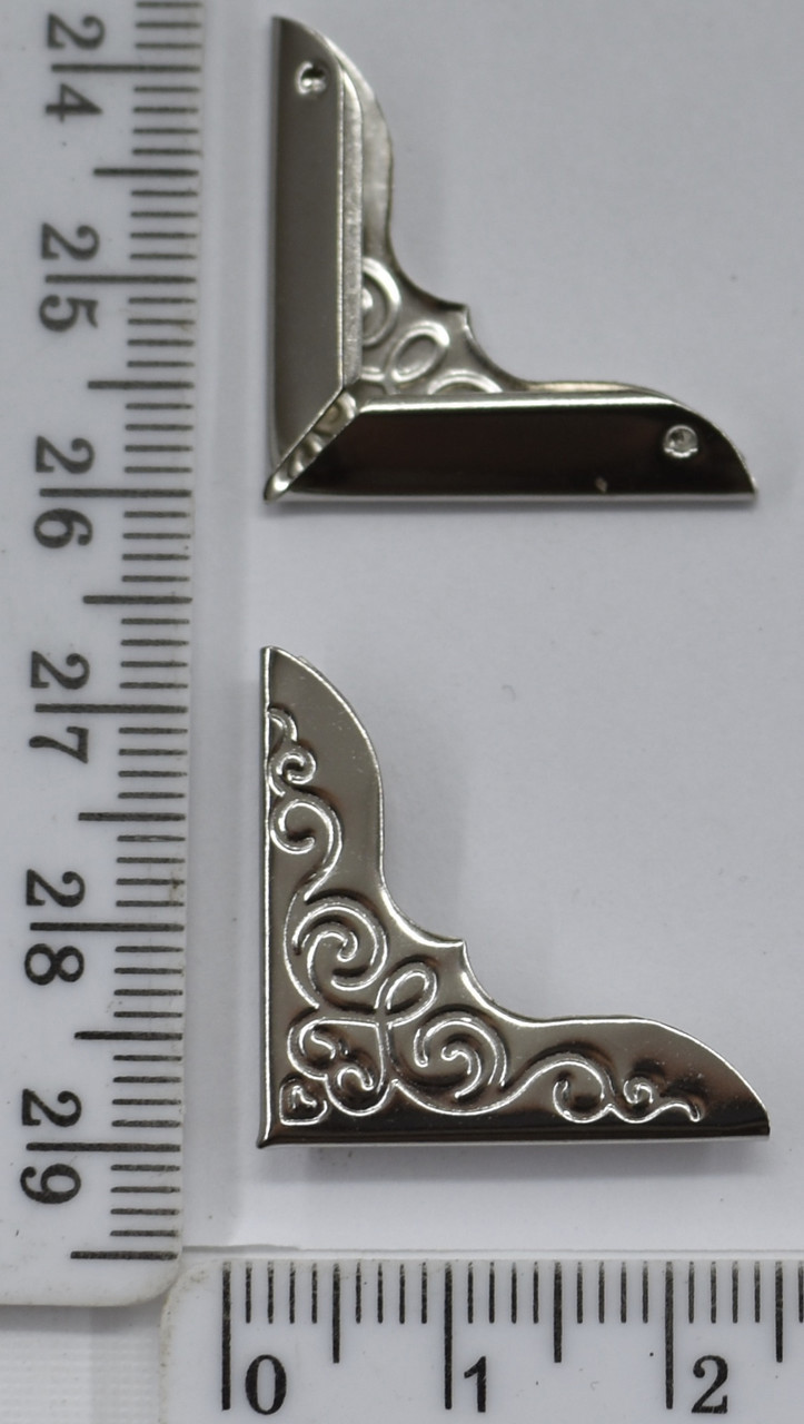 Куточок 2,2 * 2,2см товщ = 2 мм срібла