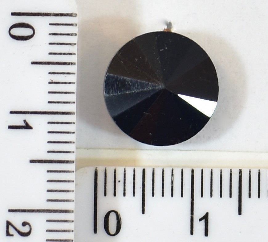 Гудзик ф 12мм скло кругла чорна