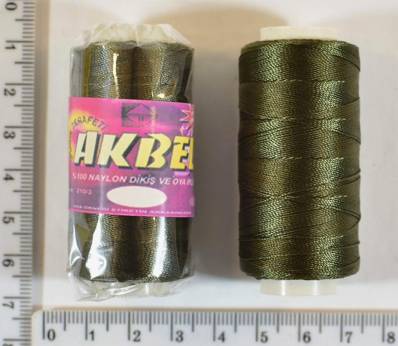 Нитка поліестер нейлон (шкіра, взуття) 210/3 №5386 хакі