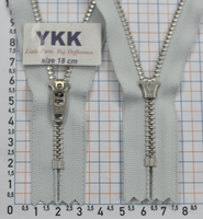 Блискавка 18см джинсова № 4.5 сер звено YKK Японія