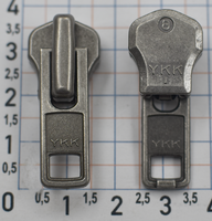 Бігунок метал тіп8 фірма YKK т.нікель