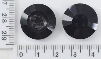 Гудзик ф 20мм скло кругла черн