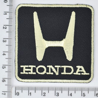 Аплікація клейова "HONDA" 6см * 6см