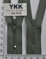 Блискавка спідничні - брючна №3 YKK Японія 18см ( 562 )