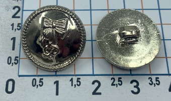 Гудзик на ніжці ф 18мм срібло