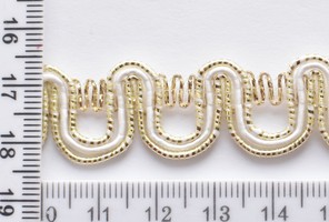 Тесьма обробна шир 18мм №9523 біле золото