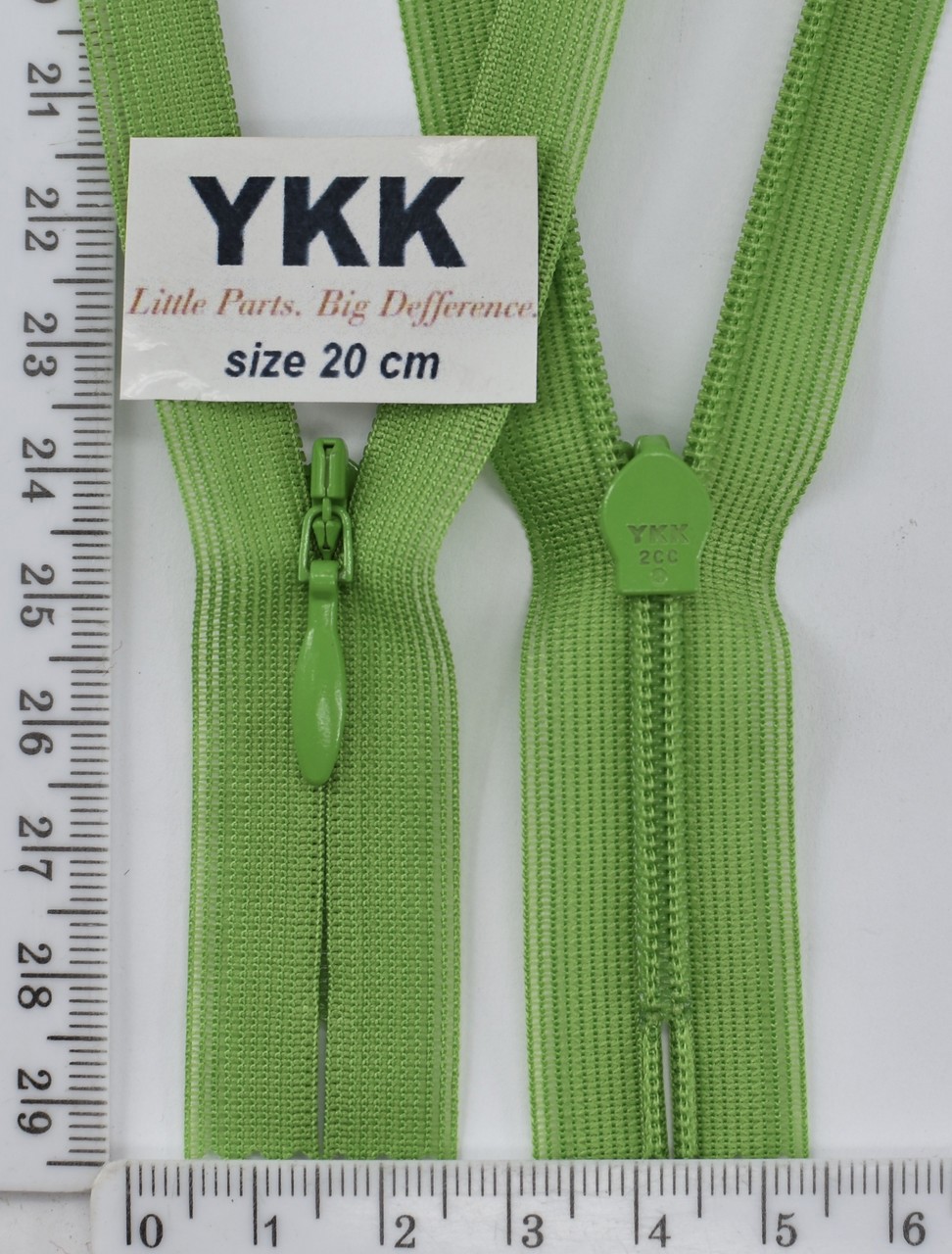 Блискавка спіраль №2 YKK Японія потайна нейлон 20см (047) нас зелен