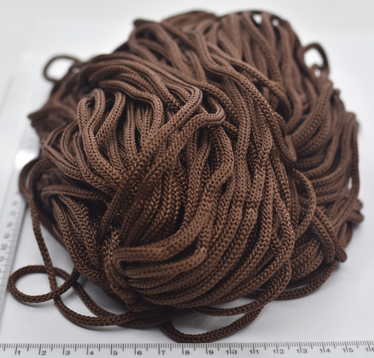 Шнур п  е щільний куртка 4мм бл салат